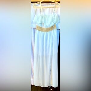 Charming Charlie S/L SLD Crochet White Fall Dress; NWT; L